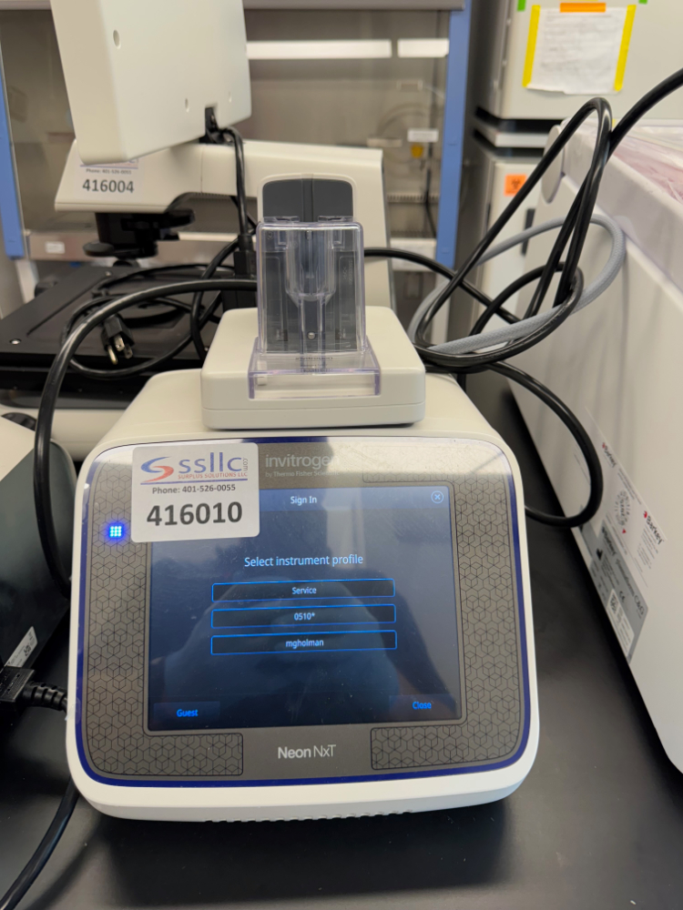 Image of Invitrogen Neon NxT Electroporation System